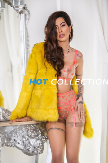 Brown hair london escort Ripley  located in Bond Street picture 0